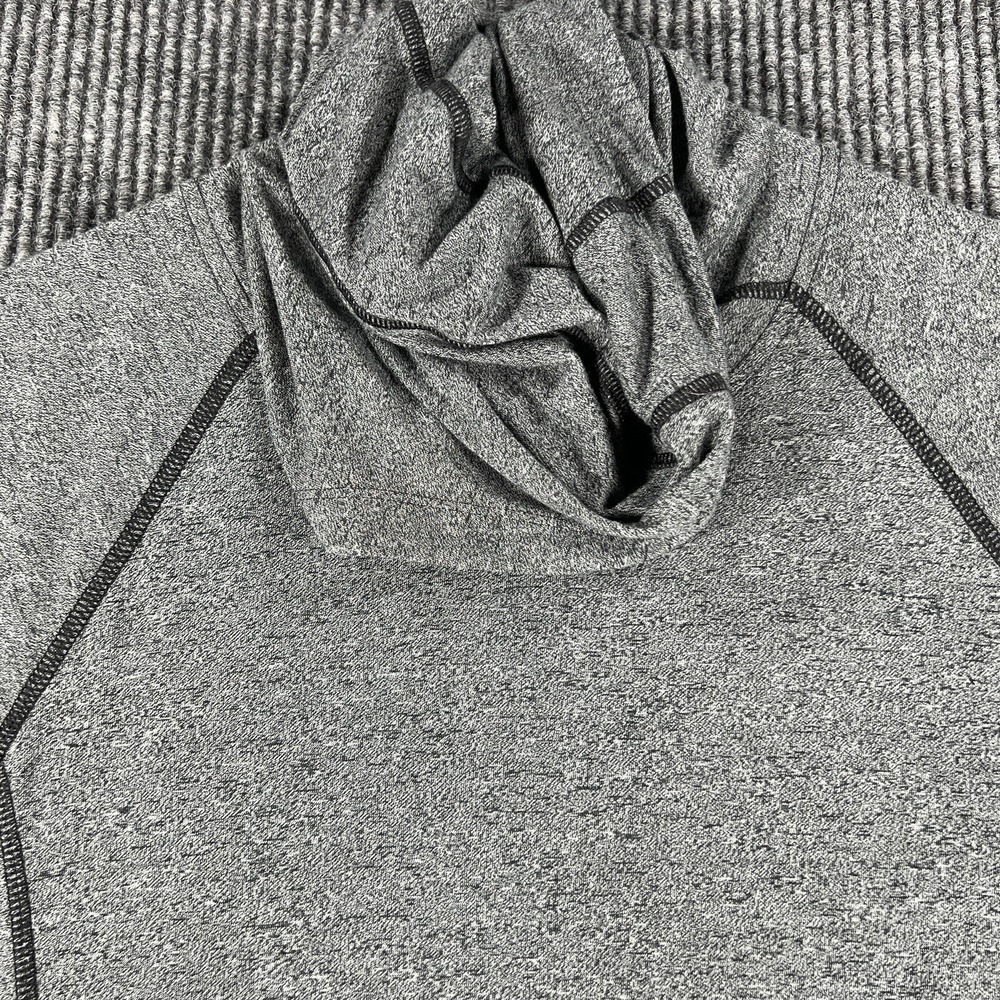 Under Armour Hoodie Womens Medium Gray Long Sleeve Threadborne Activewear